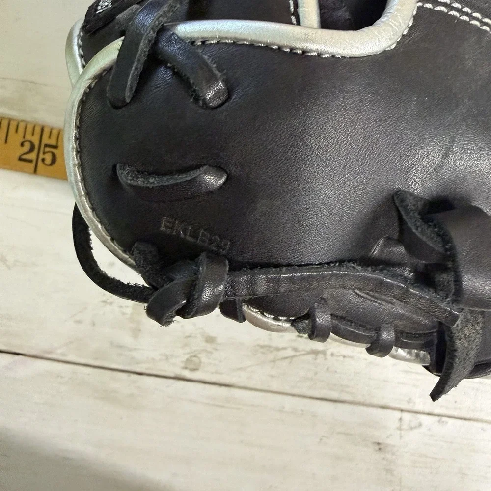 Rawlings Encore 1B First Base Mitt  12